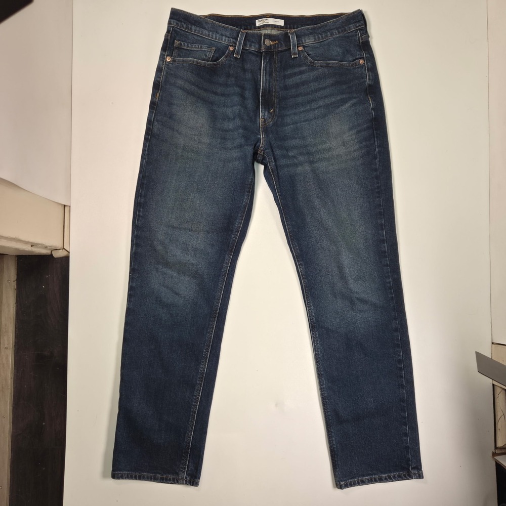Signature by Levi Strauss Gold Athletic  Mens 36x32 Blue Jeans Measures 37×32